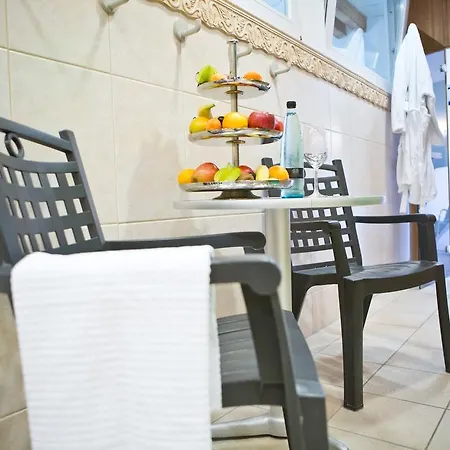 ホテル Zum Goldenen Anker Tönning